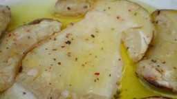 Recepta de cuina de Carpaccio de ceps marinats amb llimona i oli d'oliva verge